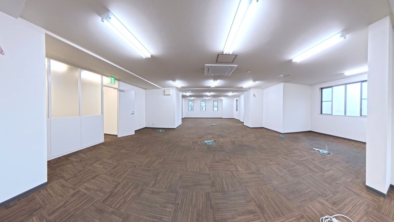 広大なワンフロア執務スペース