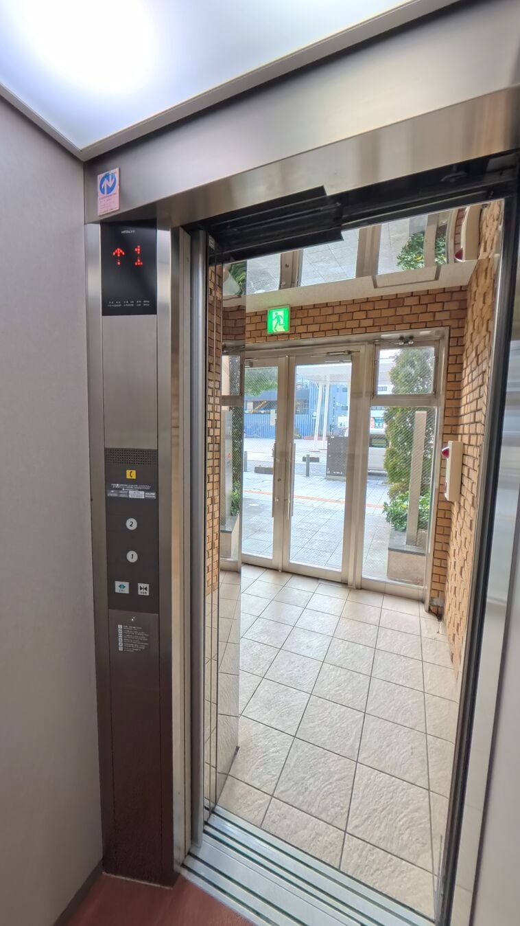 テナント専用エレベーター